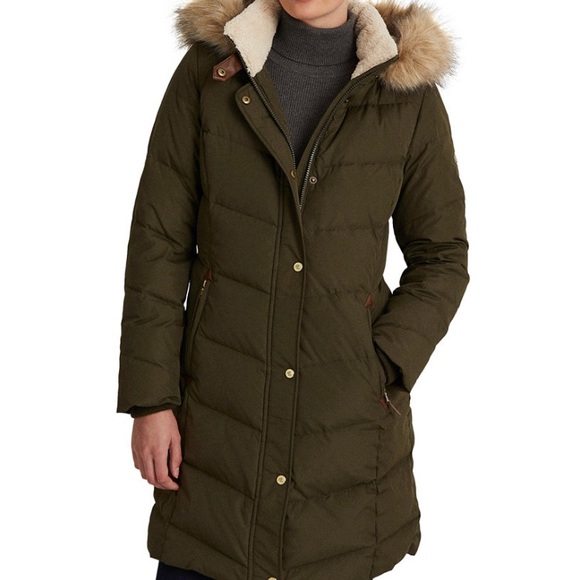 Ralph Lauren coat, with ribbed cuffs and a faux fur–lined mock turtleneck - Picture 1 of 7